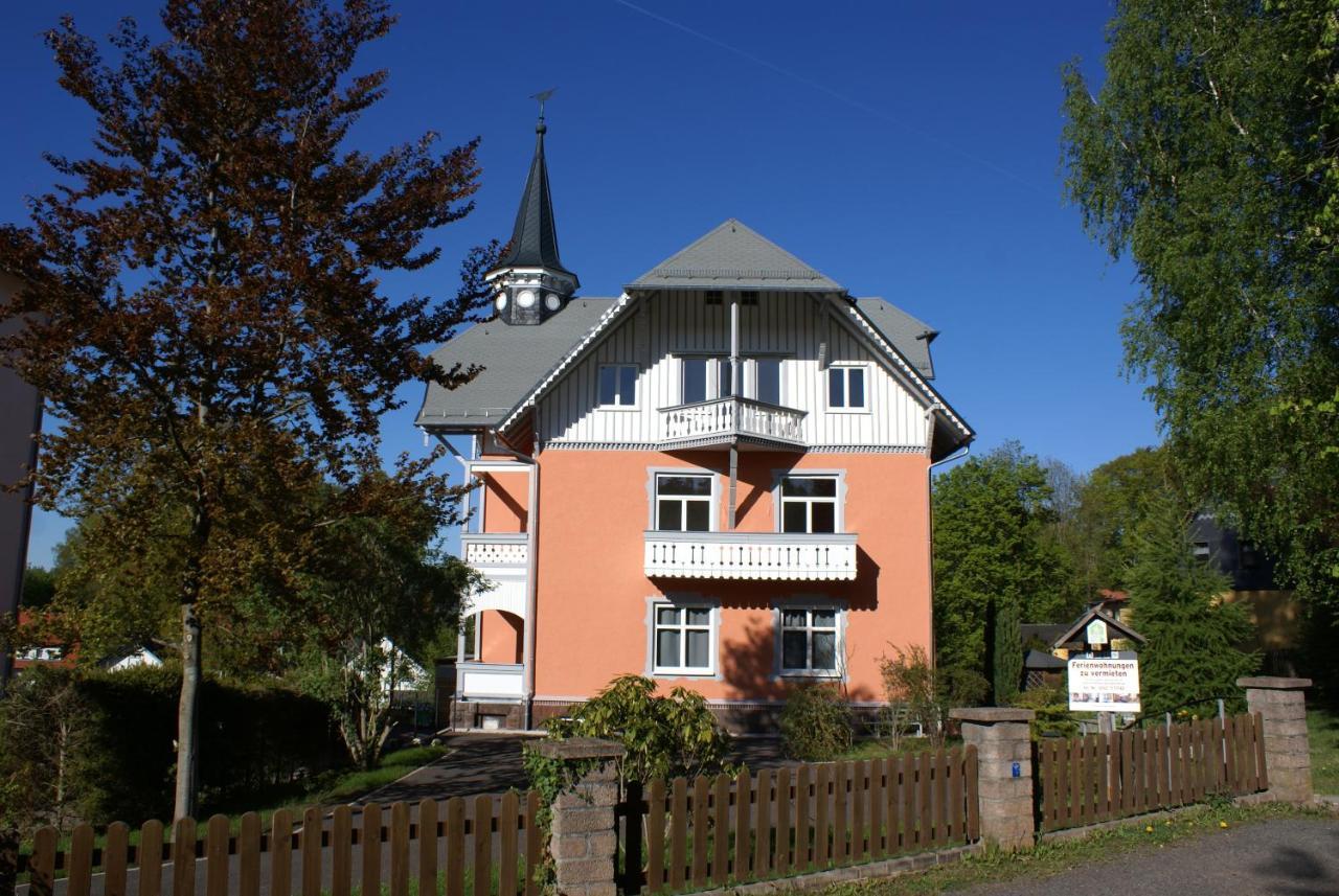 Moderne Ferienwohnung In Alter Villa Georgenthal  المظهر الخارجي الصورة